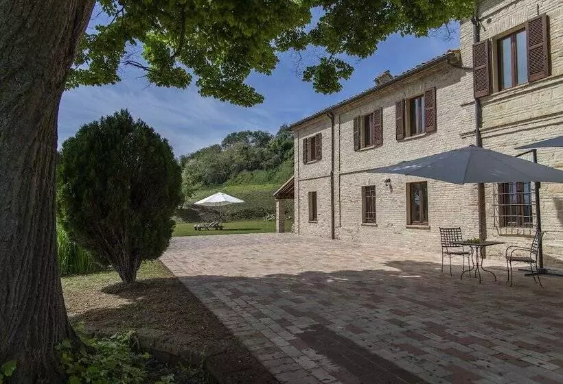 Retkeilymaja Locanda Di Montegiove