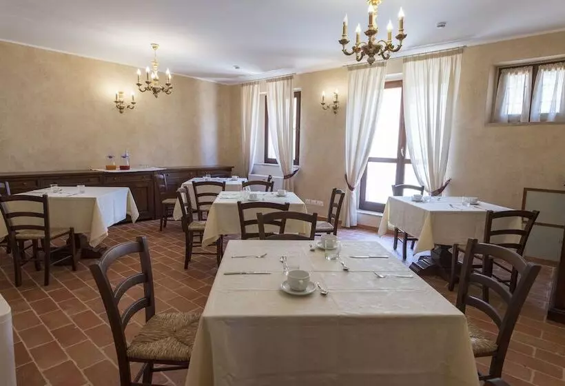 Retkeilymaja Locanda Di Montegiove