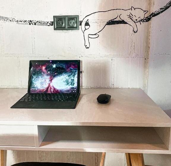 هاستل Magic Point