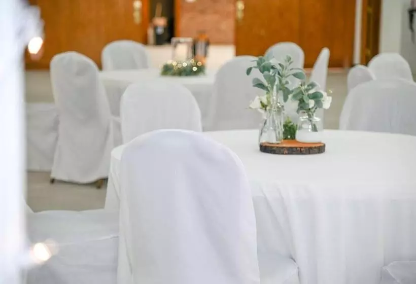 Hotelli The Hudson Inn