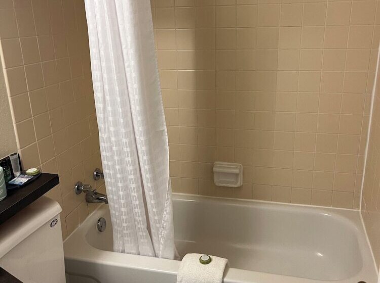 Отель The Hudson Inn