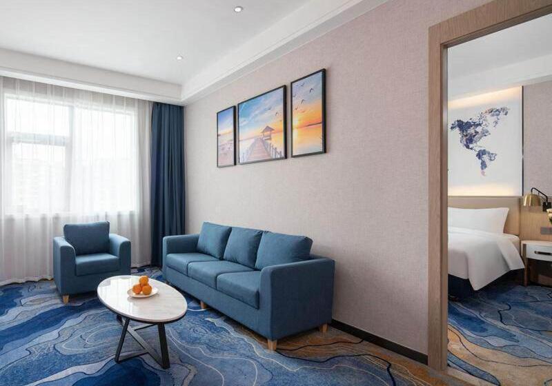 Kyriad Marvelous Hotel Shenzhen Baoan Gushu Metro Station