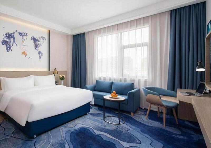 Kyriad Marvelous Hotel Shenzhen Baoan Gushu Metro Station