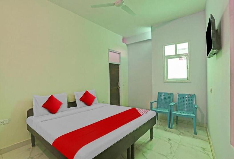 Oyo Flagship Hotel Arya Residency