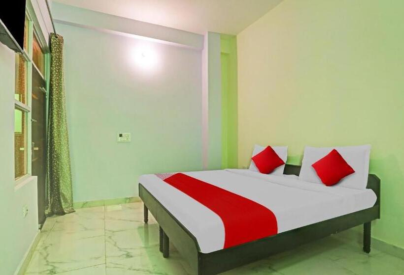 Oyo Flagship Hotel Arya Residency