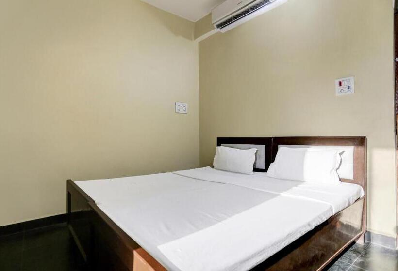 Oyo T Heritage Hotel And Restaurant