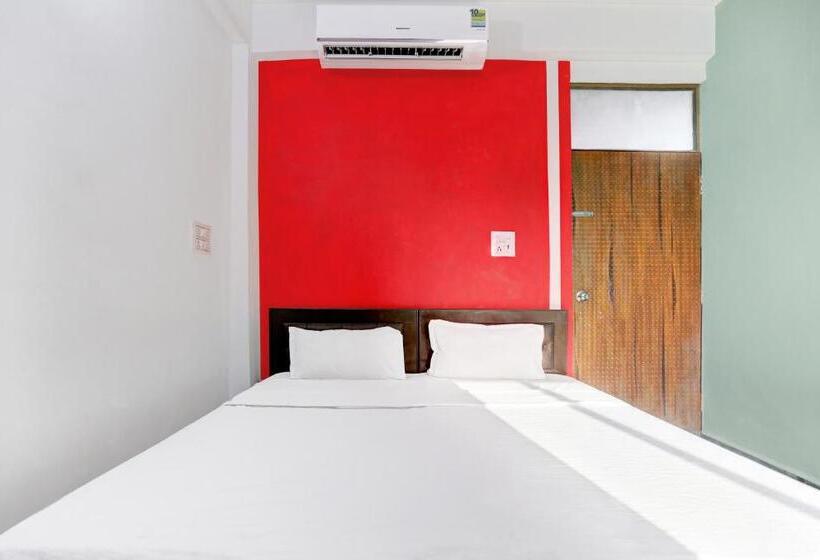 Oyo T Heritage Hotel And Restaurant