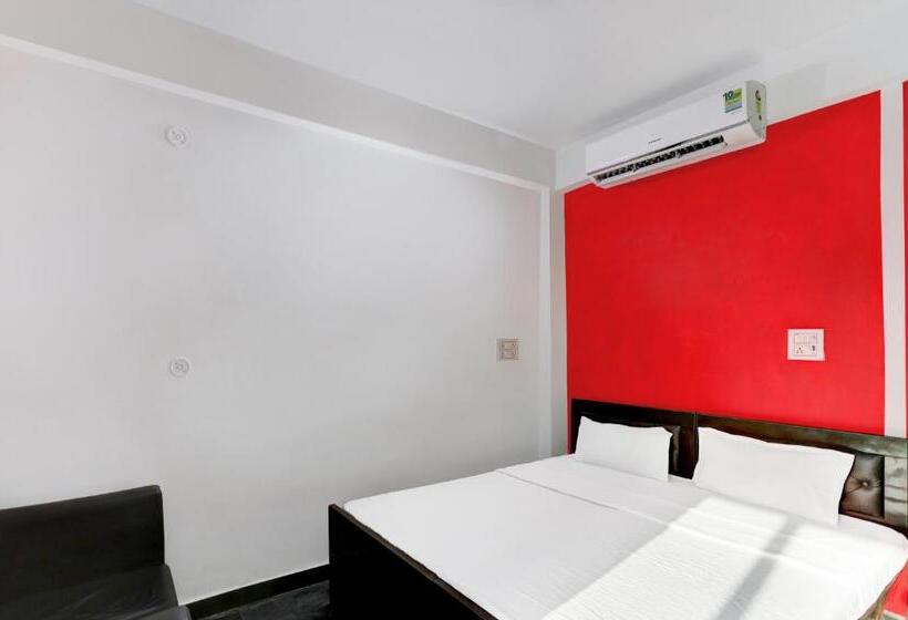 Oyo T Heritage Hotel And Restaurant