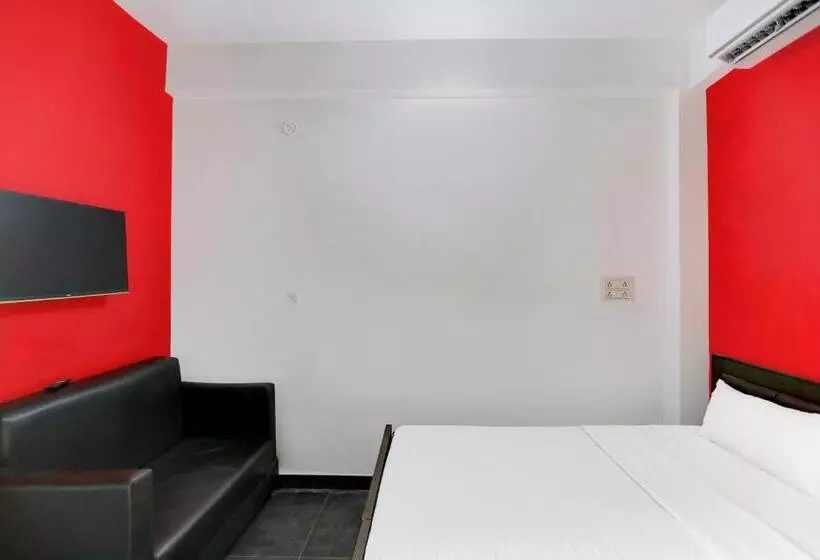 Oyo T Heritage Hotel And Restaurant