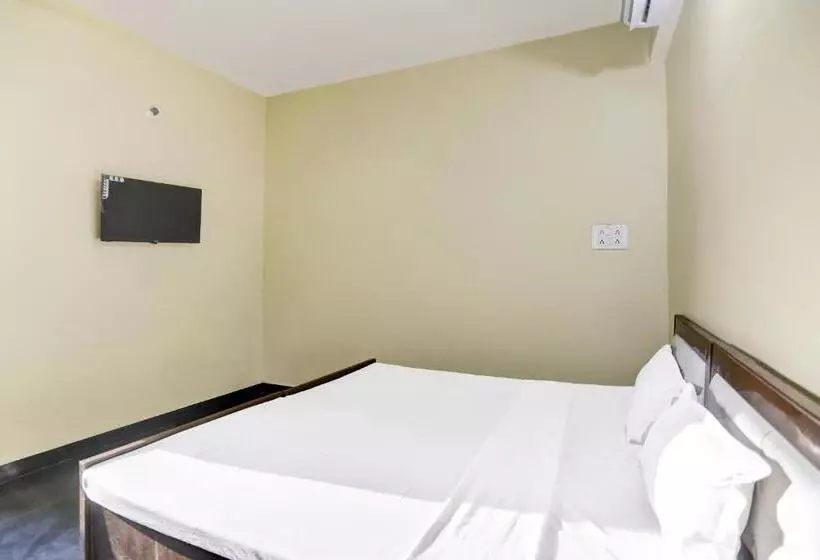 Oyo T Heritage Hotel And Restaurant