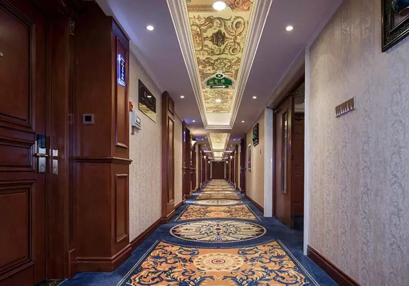 Vienna Classic Hotel Manzhouli Zhongsu Street
