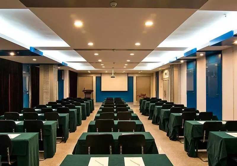 Vienna Hotel Jiangsu Yangzhou Shouxihu Wenchangge
