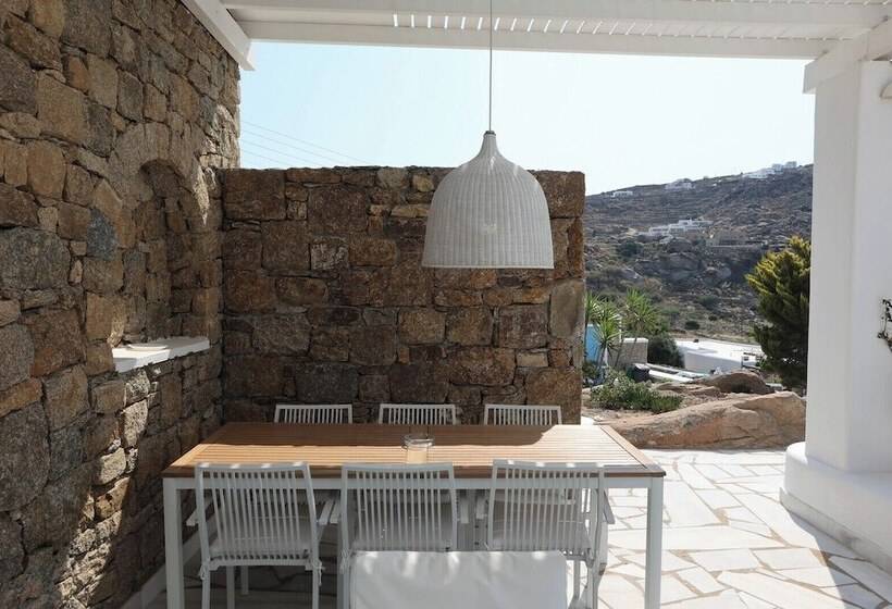 Adikri Villas & Suites