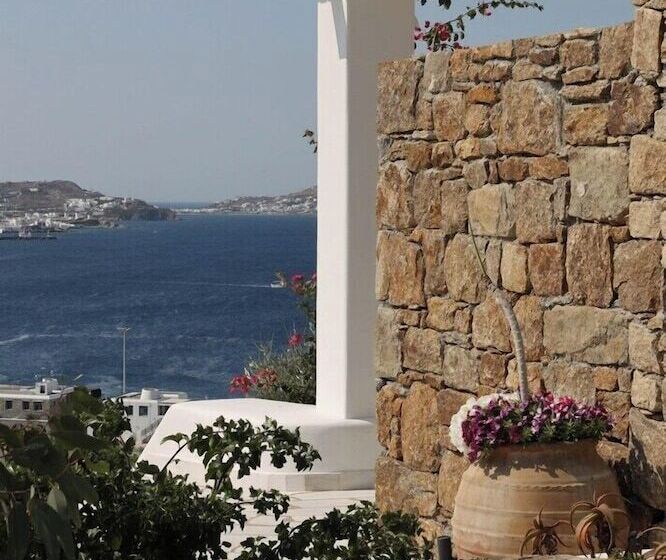 Adikri Villas & Suites