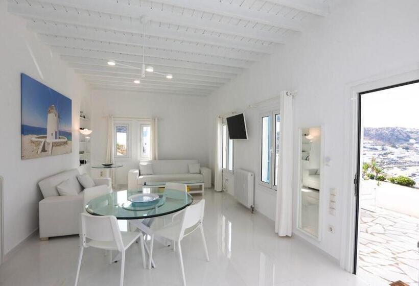 Adikri Villas & Suites