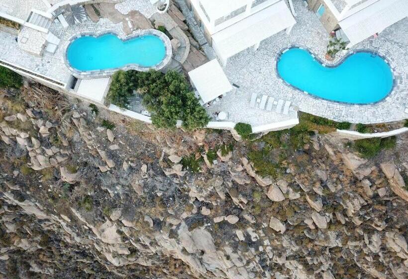 Adikri Villas & Suites