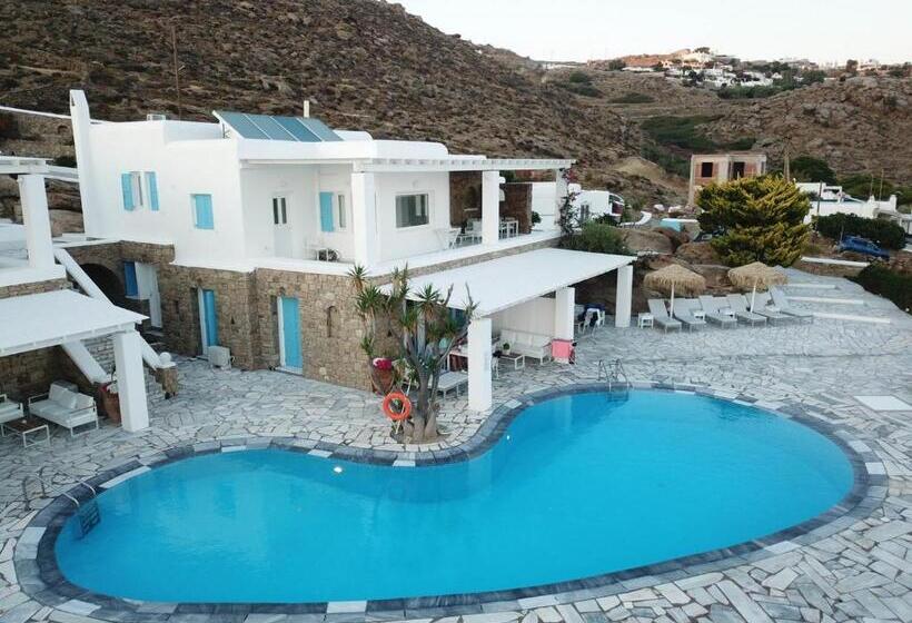 Adikri Villas & Suites