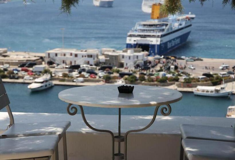 Adikri Villas & Suites