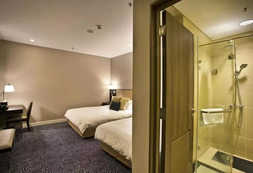 Ambassador Transit Hotel Terminal 3
