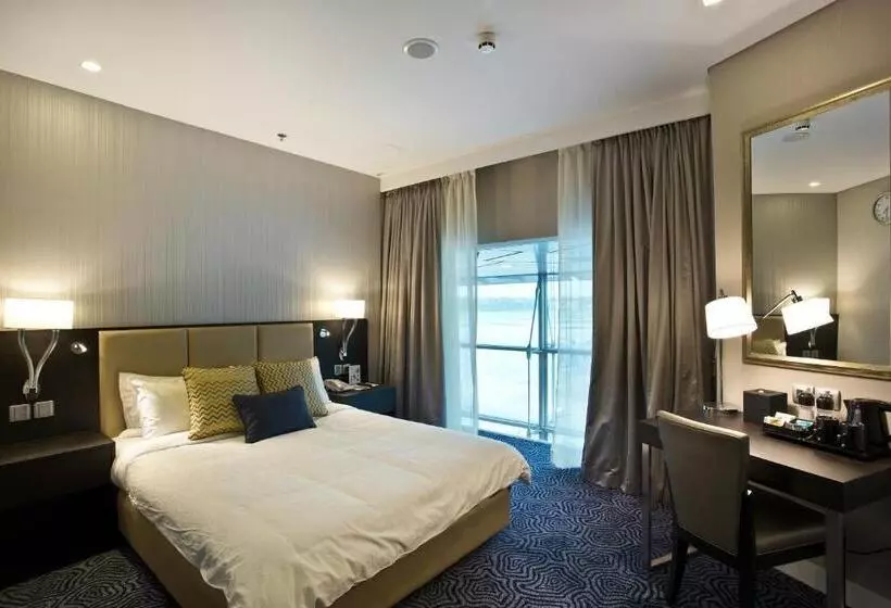 Ambassador Transit Hotel Terminal 3