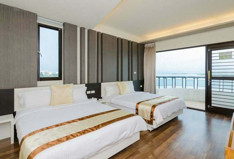 تختخواب و صبحانه 海漣天海岸民宿 & 水連天海景電梯民宿 Sea Sky Coast Homestay & Shui Lian Tian Homestay