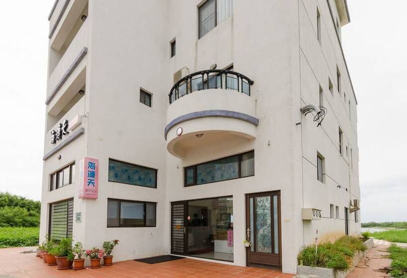 تختخواب و صبحانه 海漣天海岸民宿 & 水連天海景電梯民宿 Sea Sky Coast Homestay & Shui Lian Tian Homestay