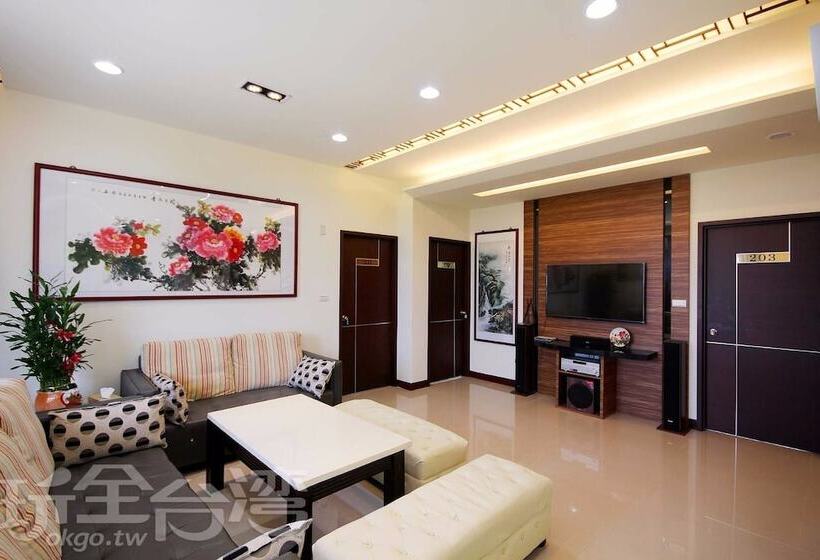 تختخواب و صبحانه 海漣天海岸民宿 & 水連天海景電梯民宿 Sea Sky Coast Homestay & Shui Lian Tian Homestay