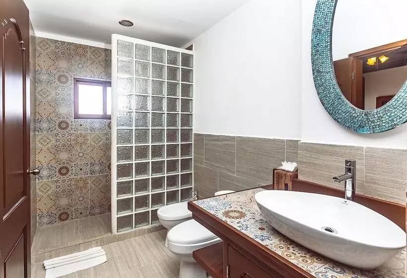 Fabiola Condo