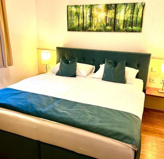 Home Sweet Apartments | Contactless Check In