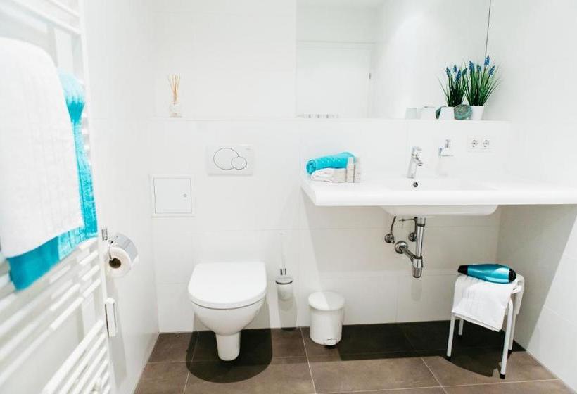 Home Sweet Apartments | Contactless Check In