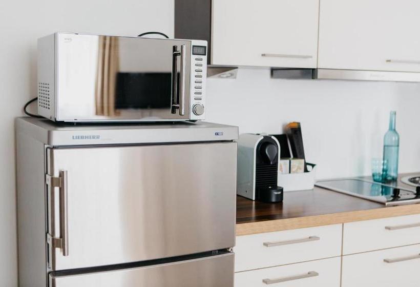 Home Sweet Apartments | Contactless Check In