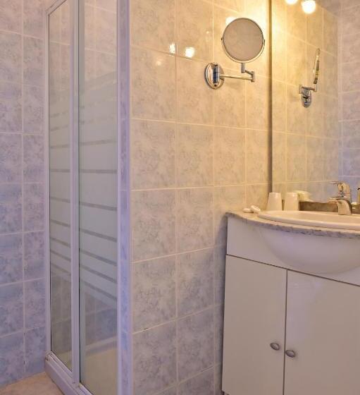 בית מלון כפרי Des Roches