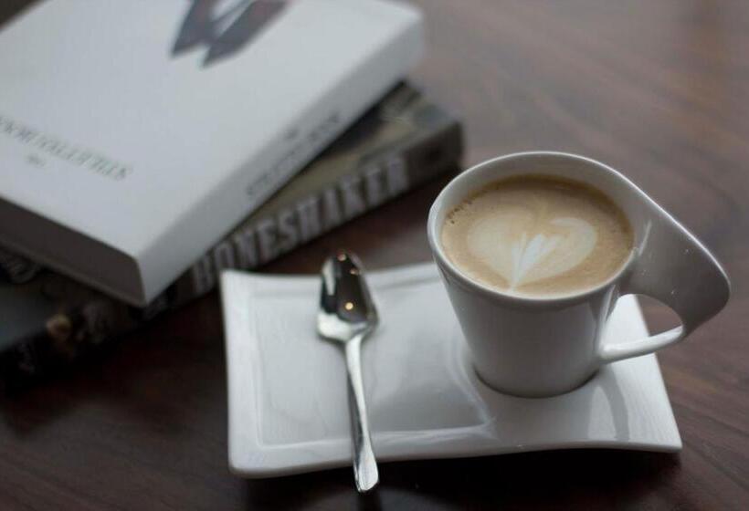 בית מלון כפרי Dragon River Avenue