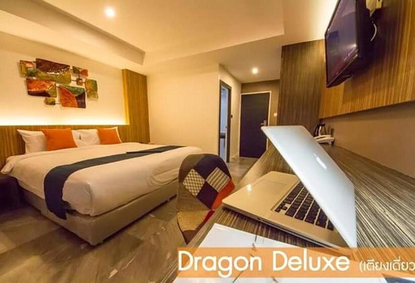 בית מלון כפרי Dragon River Avenue