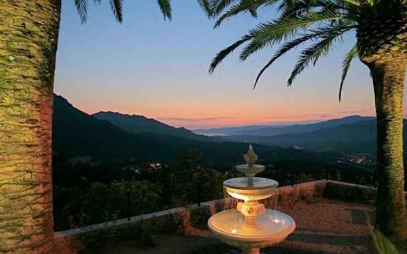 בית מלון כפרי Des Roches