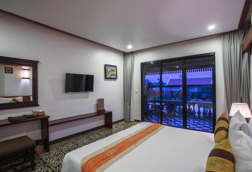 هتل Kralanh Pool Villa