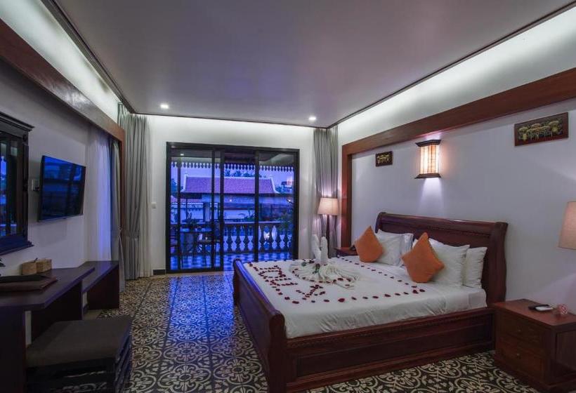 هتل Kralanh Pool Villa