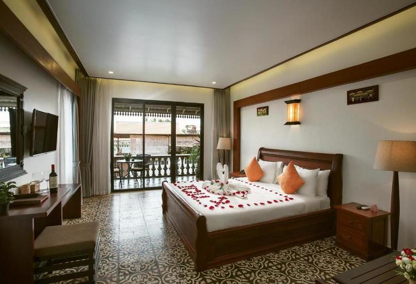 هتل Kralanh Pool Villa