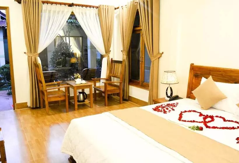 هتل Ngoc Viet Bungalow