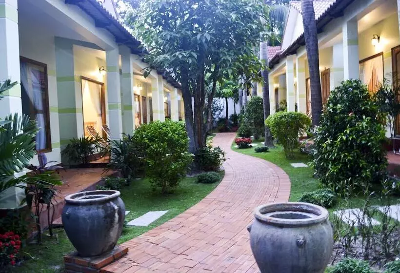 هتل Ngoc Viet Bungalow