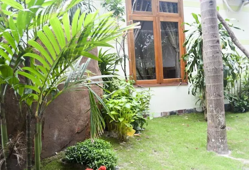 هتل Ngoc Viet Bungalow