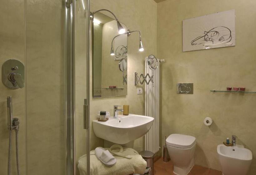 هتل Torre Dei Lari Residenza D Epoca