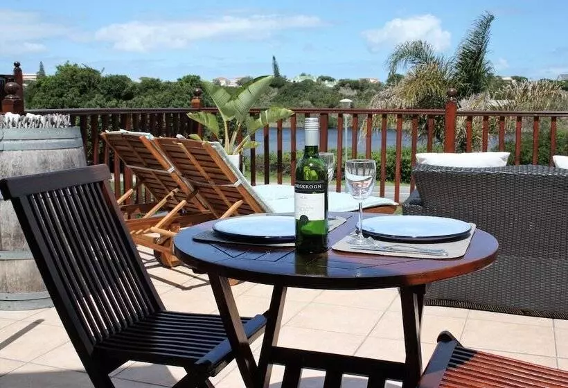 پانسیون Cloverleigh Guest House