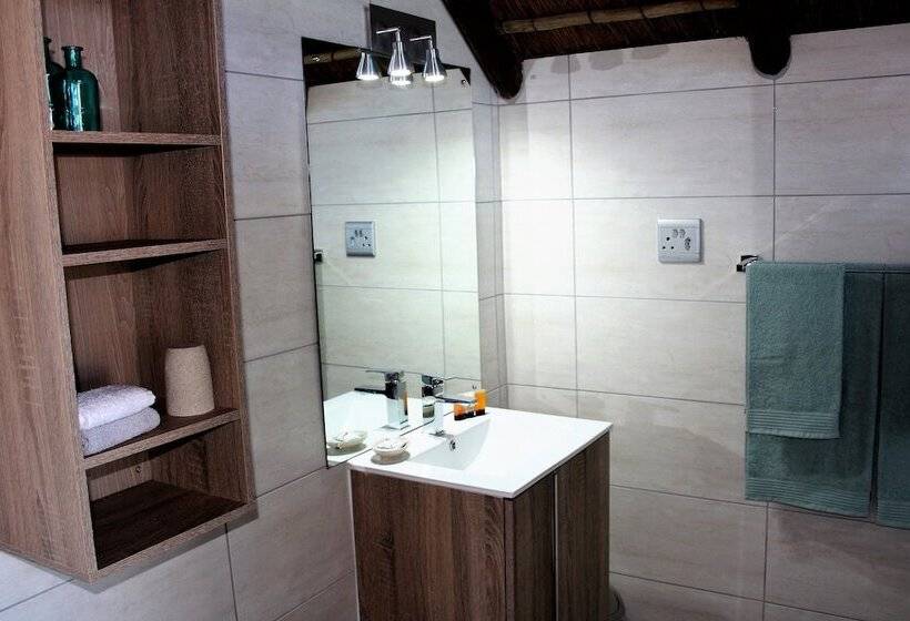 פנסיון Cloverleigh Guest House