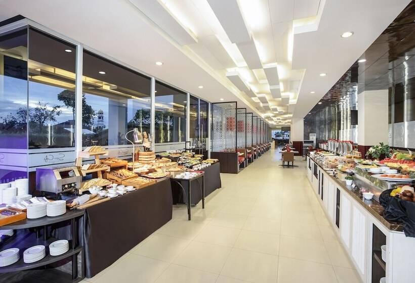 Swiss Belhotel Jambi