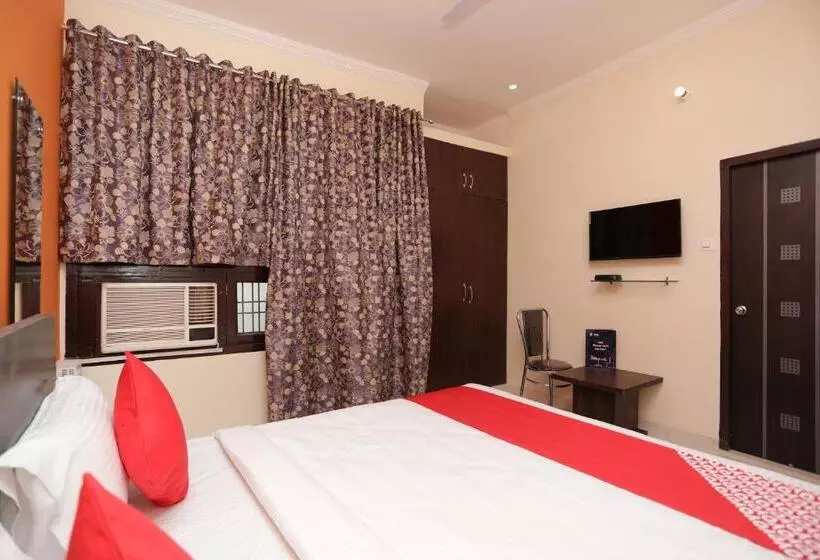 ホテル O Greenview Inn Near Munshi Pulia Metro Station