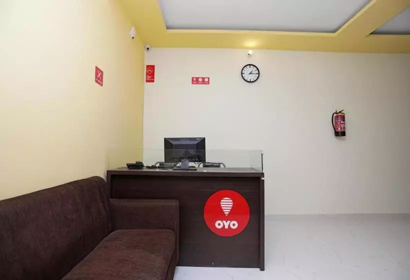 ホテル O Greenview Inn Near Munshi Pulia Metro Station