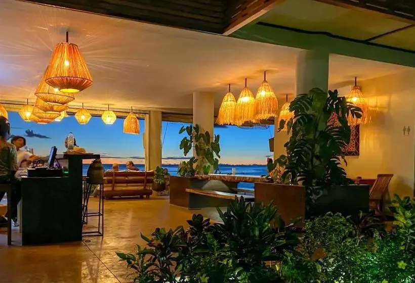 هتل Maison Ylang Dive Center