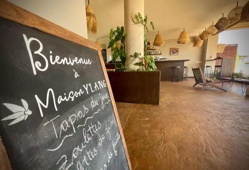 هتل Maison Ylang Dive Center