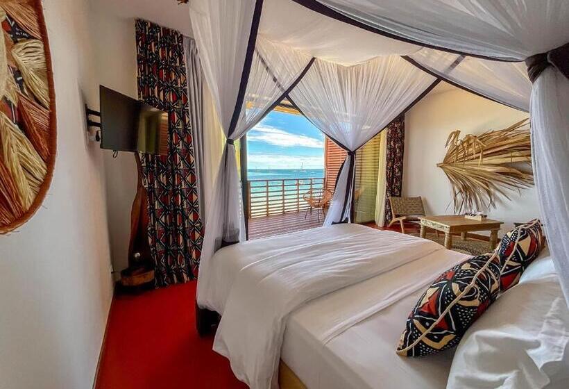 Hotel Maison Ylang Dive Center